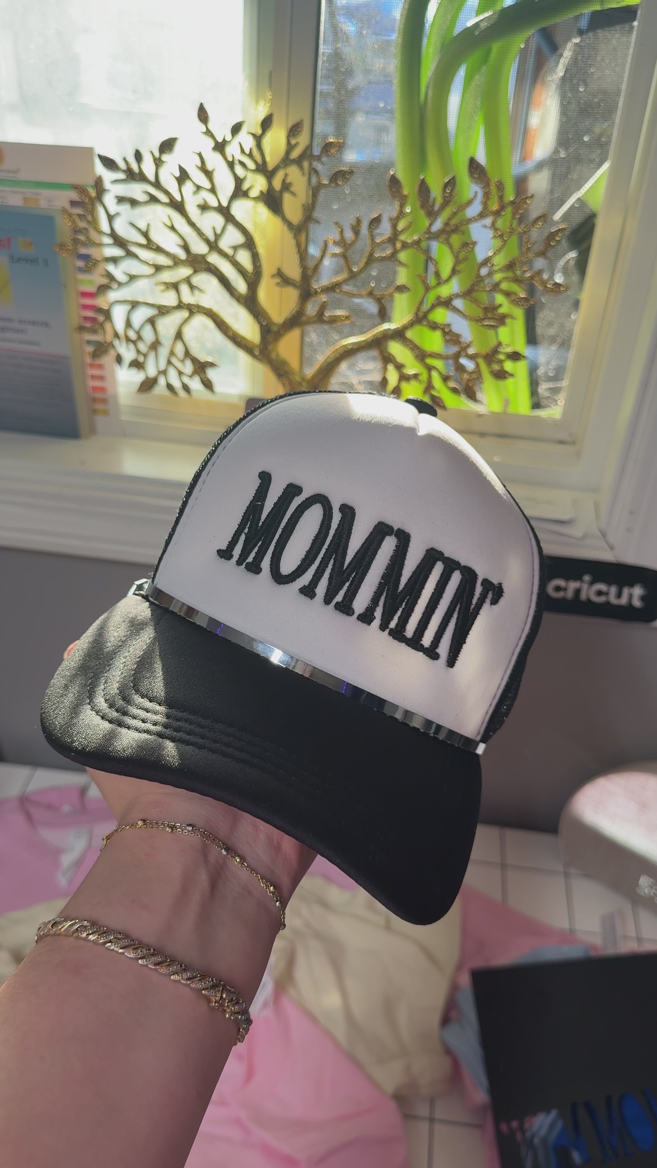 Mommin' Hat